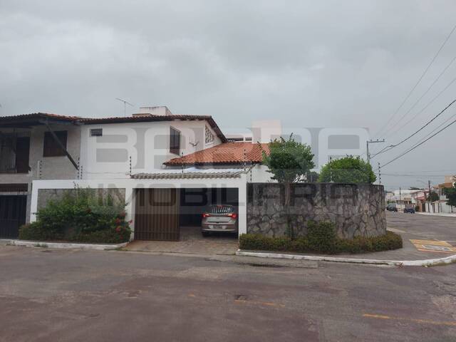 #325 - Casa para Venda em Aracaju - SE - 1